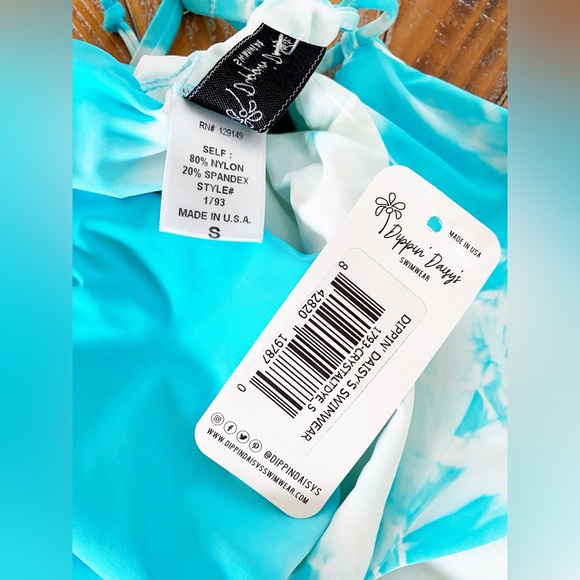 NWT S Dippin’ Daisy’s Tie-Dye Side Tie One Piece - Picture 9 of 13